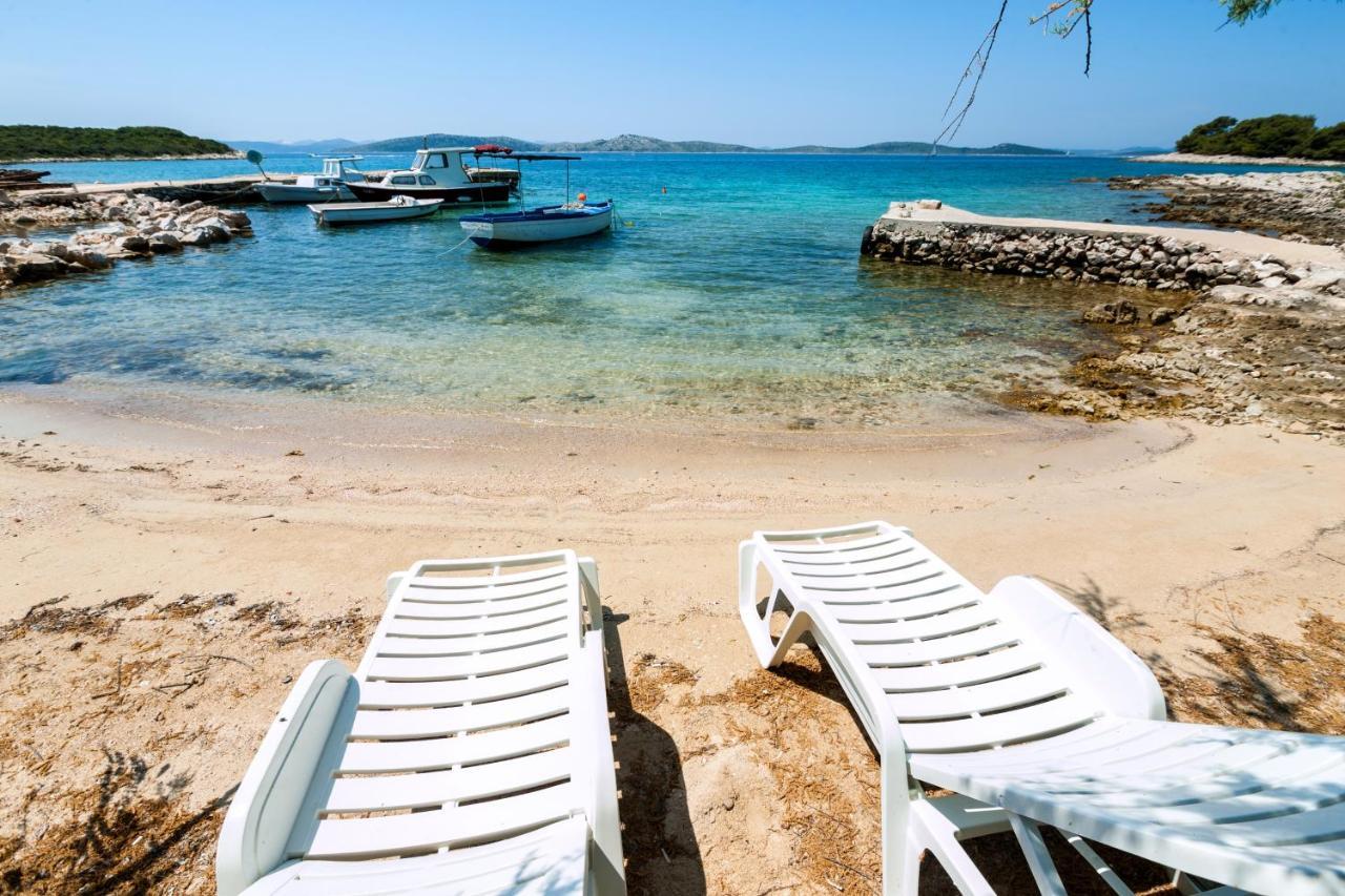 Secluded Fisherman'S Cottage Cove Zuborovica, Pasman - 321 Mrljane Екстер'єр фото